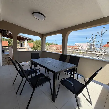Sealavir Apartment Vir